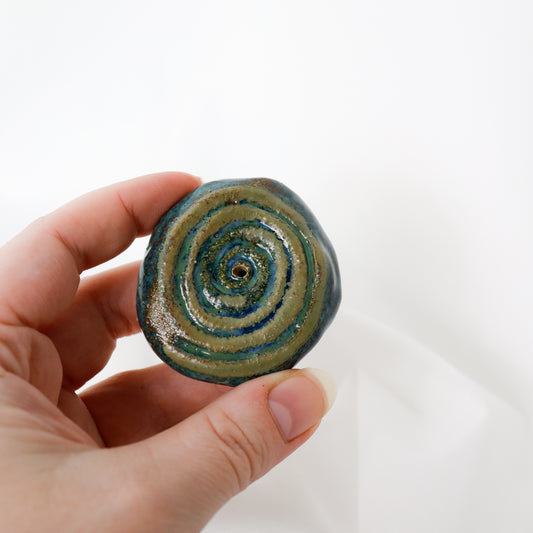 Räucherstäbchen-Halter Spiral Pebble