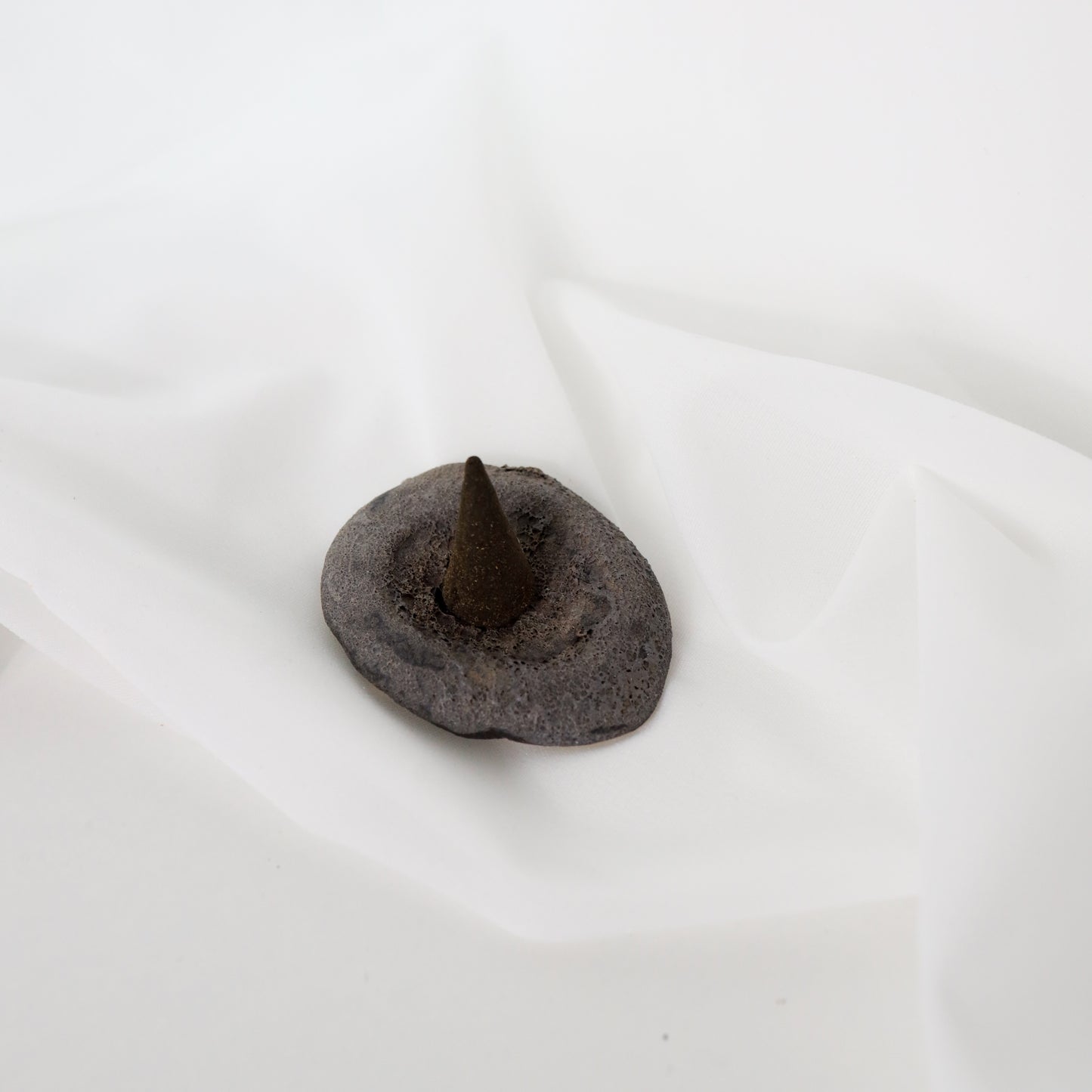 Räucherstäbchen-Halter Mondkrater Pebble