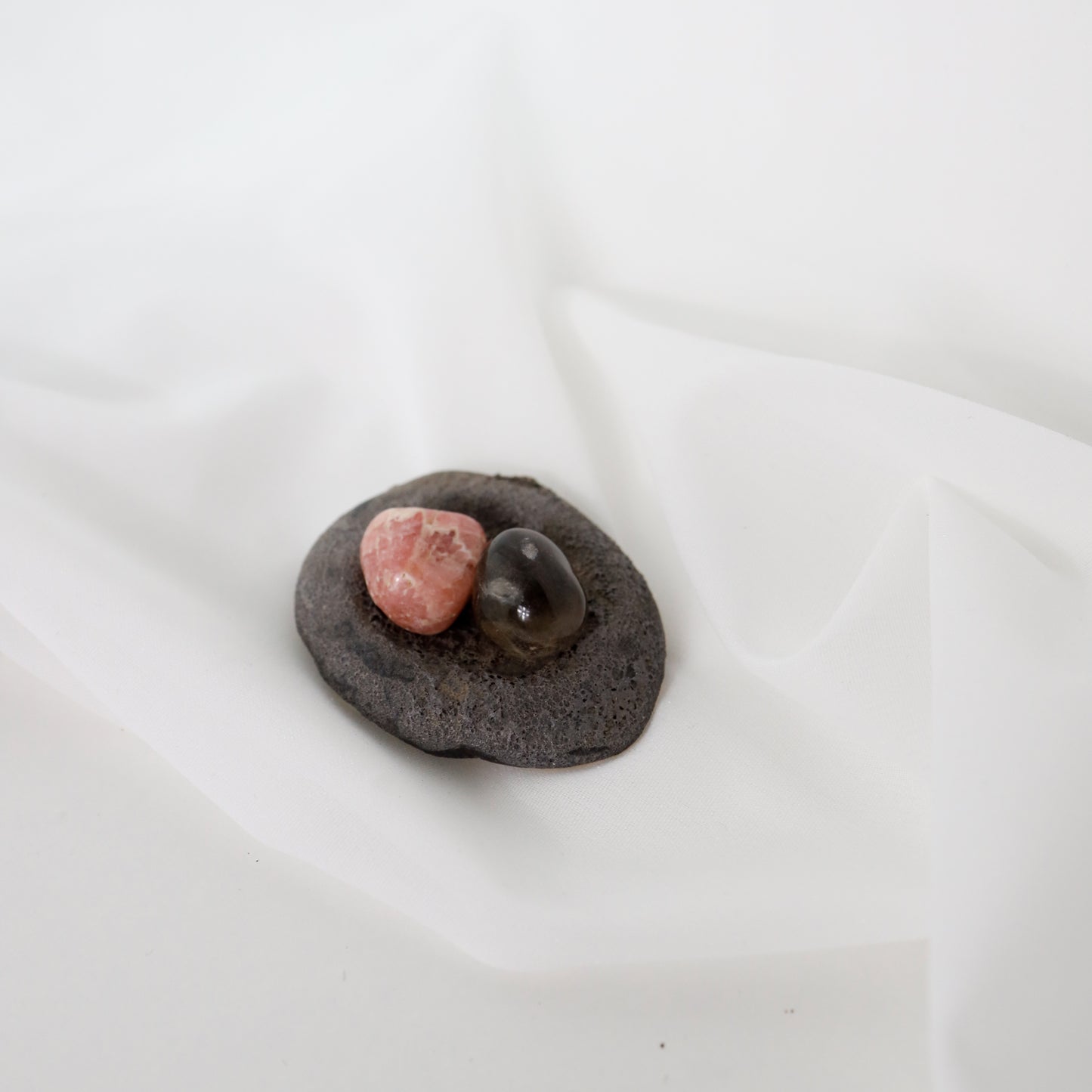 Räucherstäbchen-Halter Mondkrater Pebble